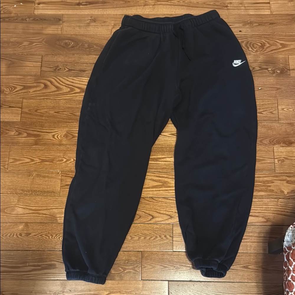 Nike Men’s Black Sweatpants